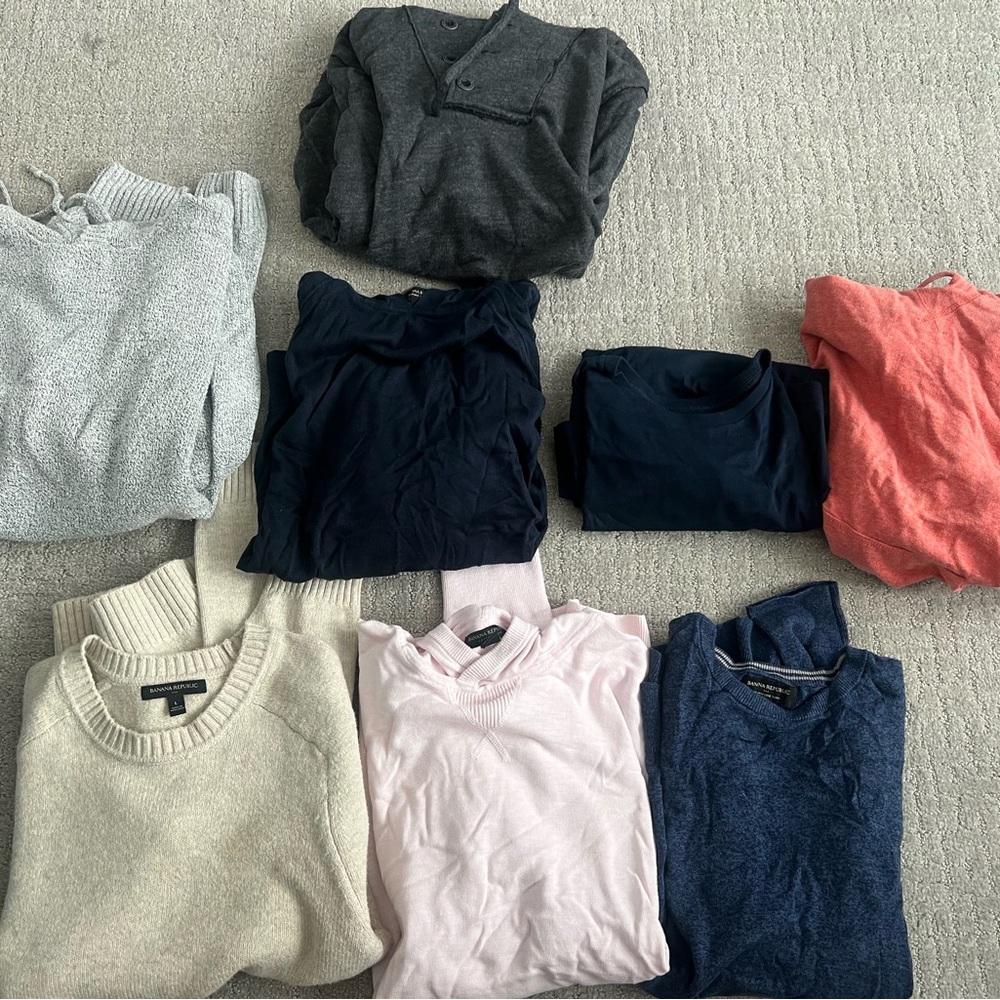 Lot of LARGE Hoodies/Sweaters Mostly Banana Republic Smoke Free Home